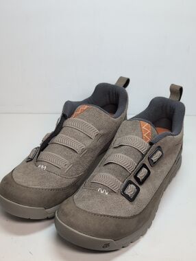 NWOT Oboz (Rare) Ida Low slip on athletic sneaker shoes woman's size 7 EU 37.5